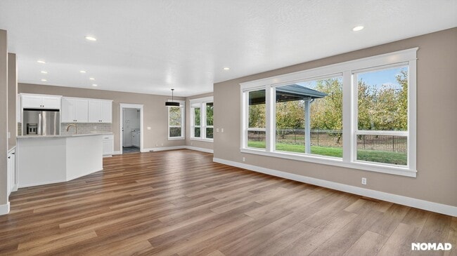 Building Photo - 3120 Hayden Bridge Rd