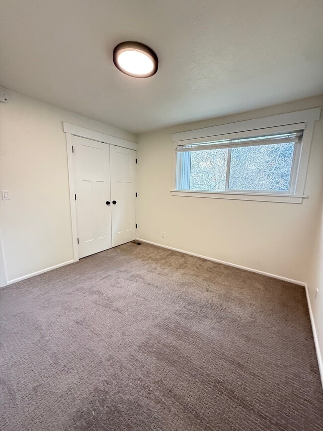 Building Photo - 312 N 100 W