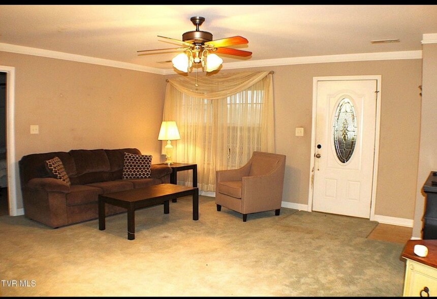 Building Photo - 1594 Old Stagecoach Rd