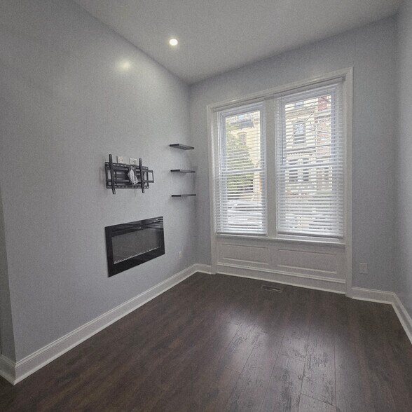 Building Photo - 768 N 26th St