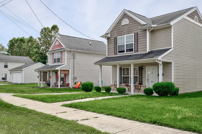 Building Photo - East Newark Homes