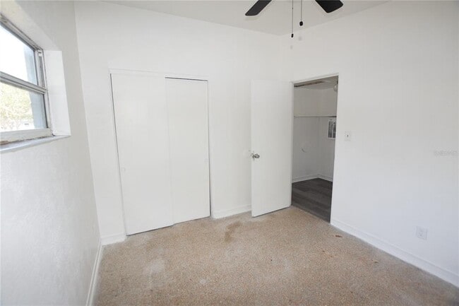 Building Photo - 104 W Lancaster Rd