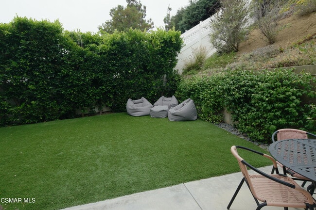 Building Photo - 30621 Sandtrap Dr
