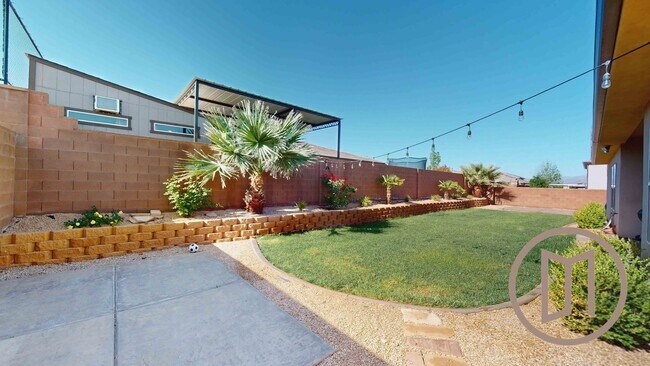 Building Photo - Beautiful home in Little Valley