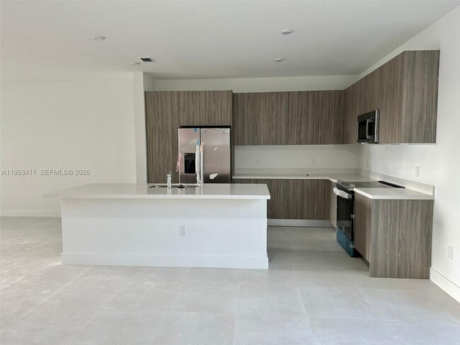 Building Photo - 13665 SW 157th Ct