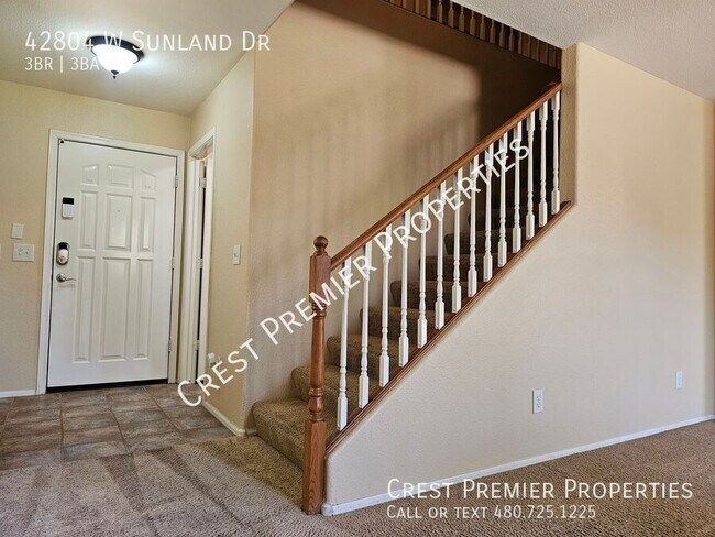 Building Photo - 42804 W Sunland Dr