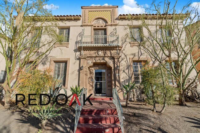 Building Photo - 630 S Dunsmuir Ave