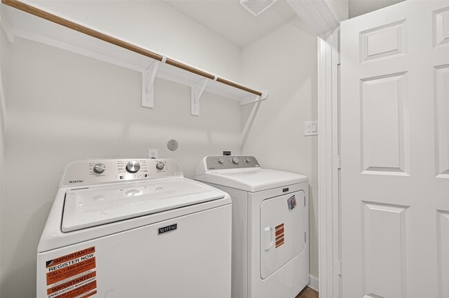 Building Photo - 2714 Discovery Trails Ct