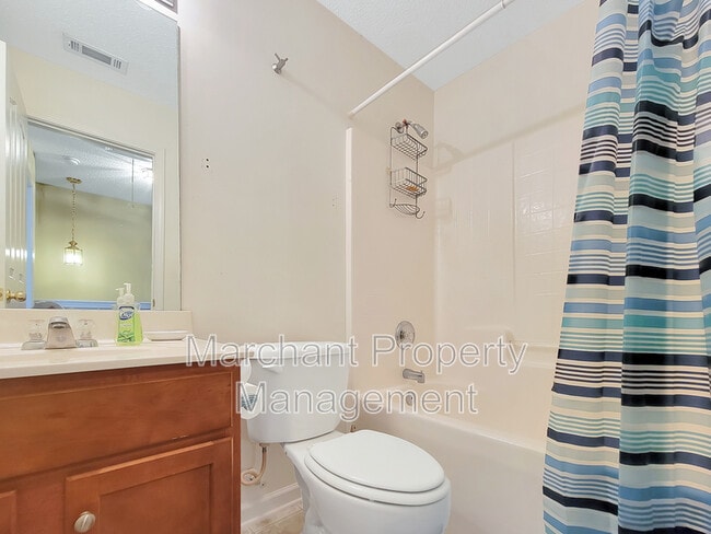 Building Photo - 525 Fagin Cir