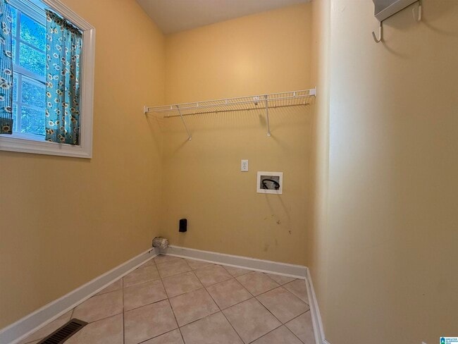 Building Photo - 6373 Legacy Ln