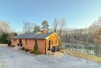 Building Photo - 185 Lake Mist Dr