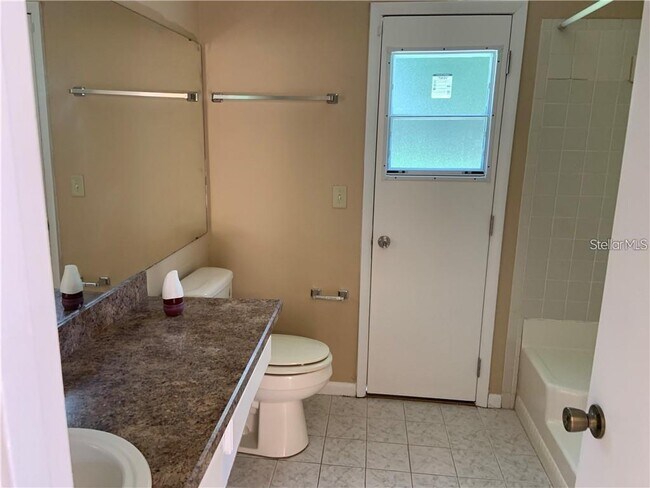 Building Photo - 5406 Britan Dr