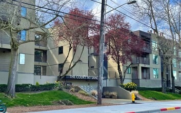Building Photo - Updated Condo across from Magnuson Park!