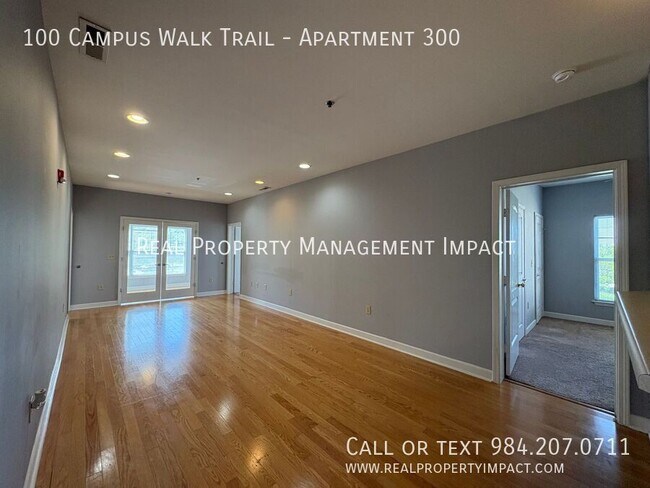 Building Photo - 100 Campus Walk Trl