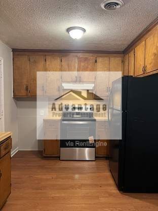 Building Photo - 108 8th St