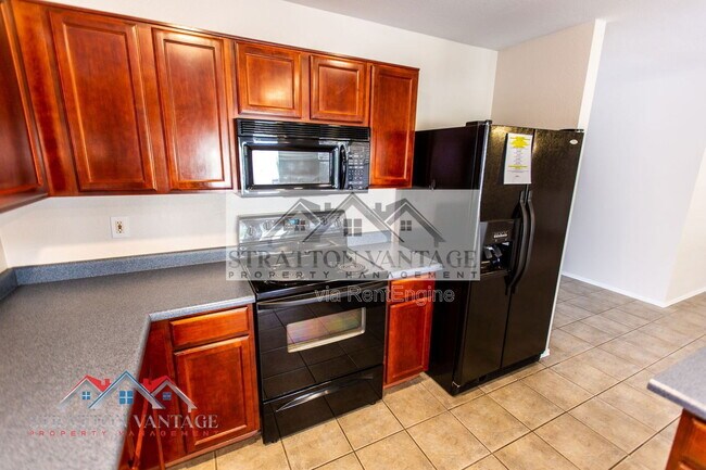 Building Photo - 15792 W Port Au Prince Ln