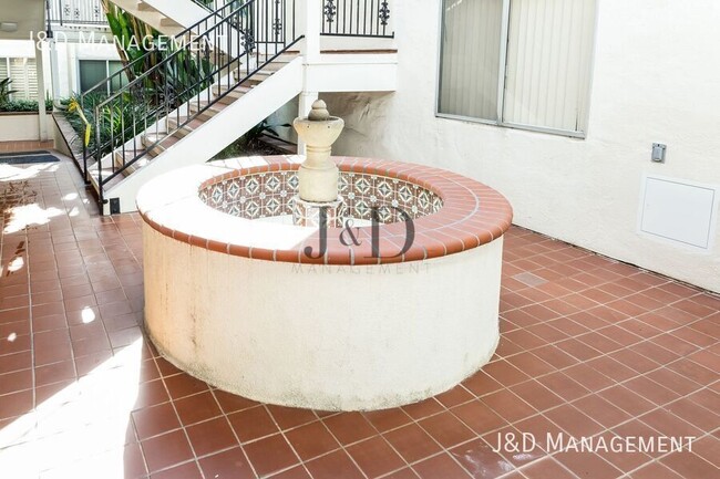 Building Photo - 3972 Jackdaw St