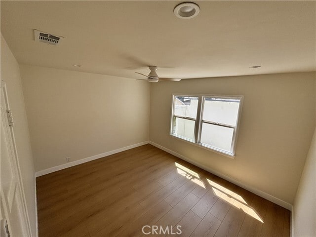 Building Photo - 974 W 5th St