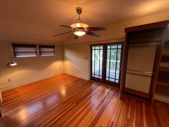 Primary Bedroom - 133 E Avenue 42