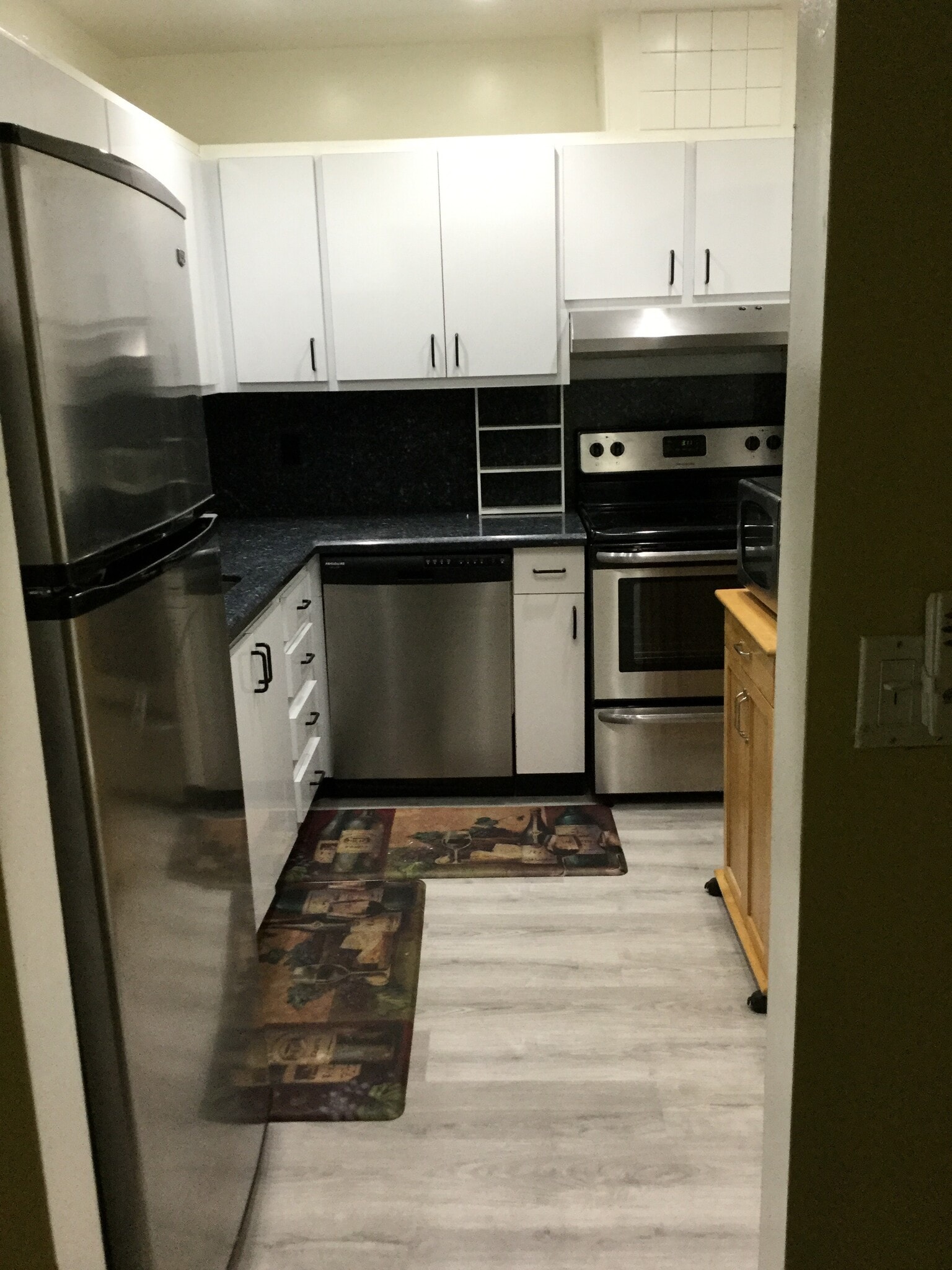 Building Photo - 6207 Bay Club Dr