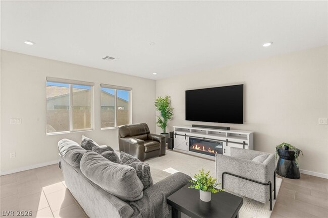 Building Photo - 3017 Bounding Home Rd