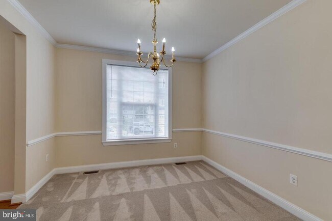 Building Photo - 45921 Altman Ct