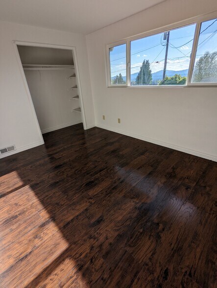 Bedroom #1 - 3316 Sanders Ave