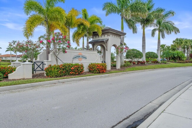 Building Photo - 7294 NW Farnsworth Cir