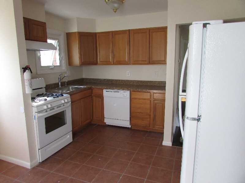 Building Photo - 1159 Romano Ave