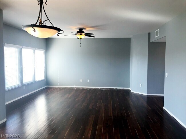 Building Photo - 10809 Garden Mist Dr