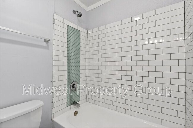 Building Photo - 1540 Aspen Dr