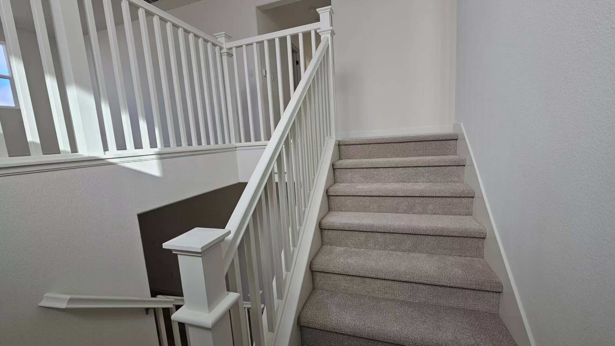 Building Photo - 10287 Garmont Way