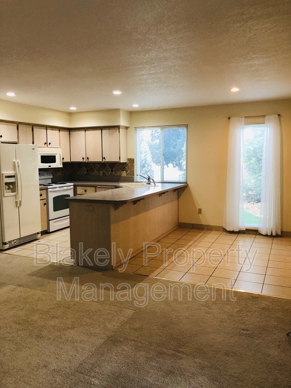 Building Photo - 4774 N Waterfront Way