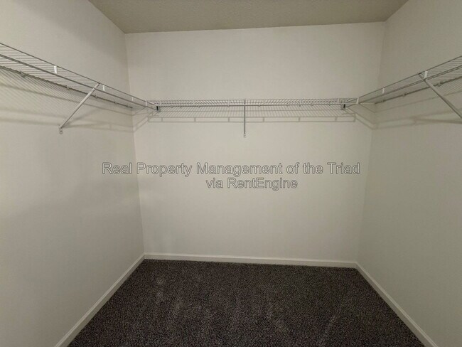 Building Photo - 809 Topsail Dr