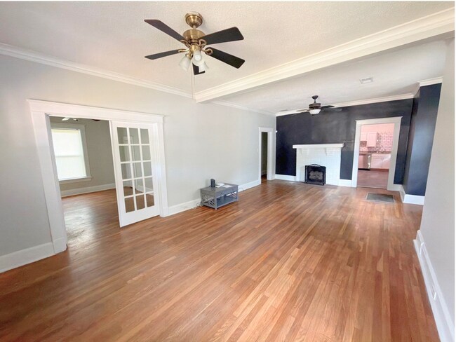 Building Photo - 1489 Faxon Ave
