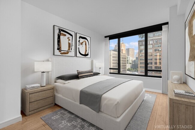 Building Photo - 111 Varick St