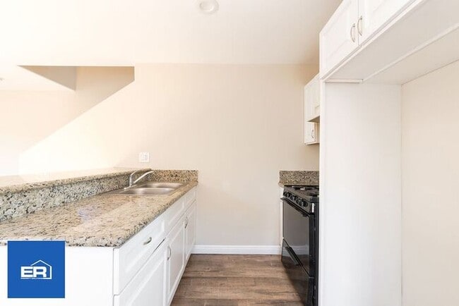 Building Photo - 3 Bed Home in Los Angeles CA for Rent 90033 Garage Available