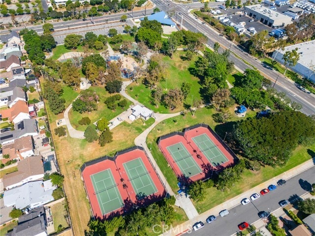 Building Photo - 1443 E Gladwick St