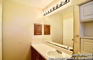 Building Photo - 9011 Hilltop Crossing Dr