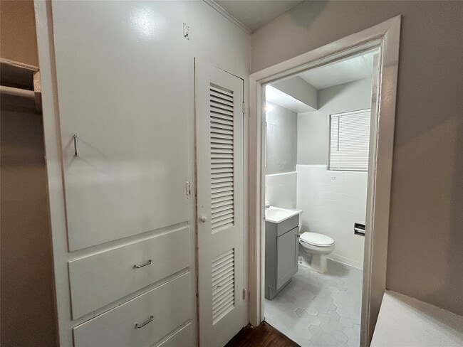 Building Photo - 8807 Timberside Dr