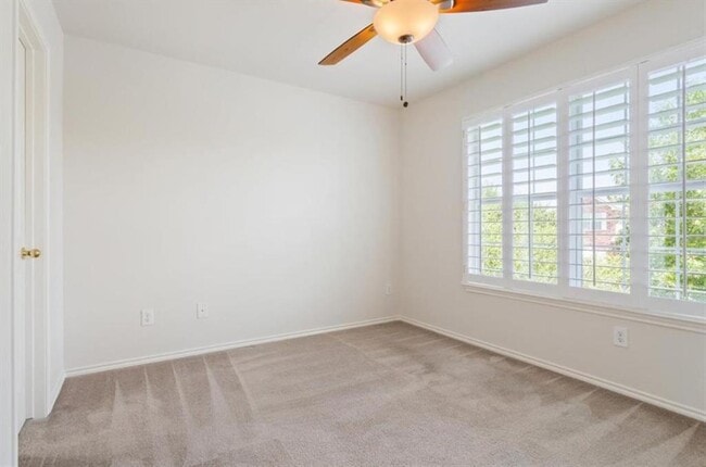 Building Photo - 97 Verde Ranch Loop