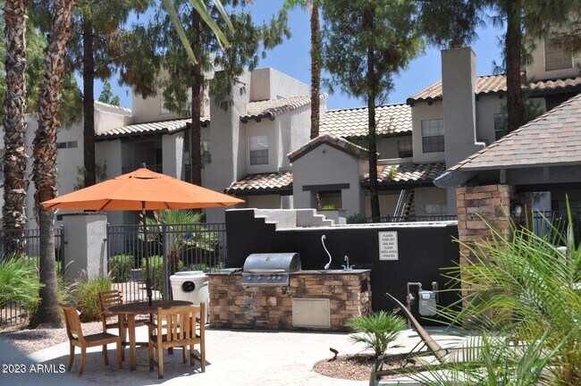 Building Photo - 14145 N 92nd St