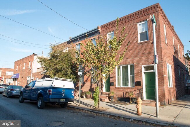 Building Photo - 1129 McKean St