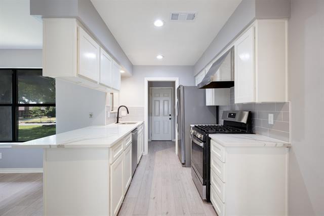 Building Photo - 3808 Yellowstone Pl