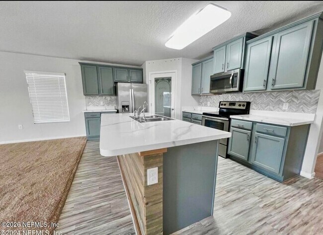 Building Photo - 75008 Morning Glen Ct