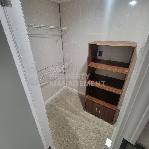 Building Photo - 210 Bride Dr