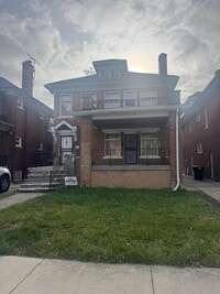 Building Photo - 2925 Calvert Ave