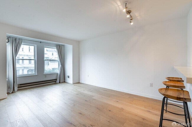 Building Photo - 2225 23rd St