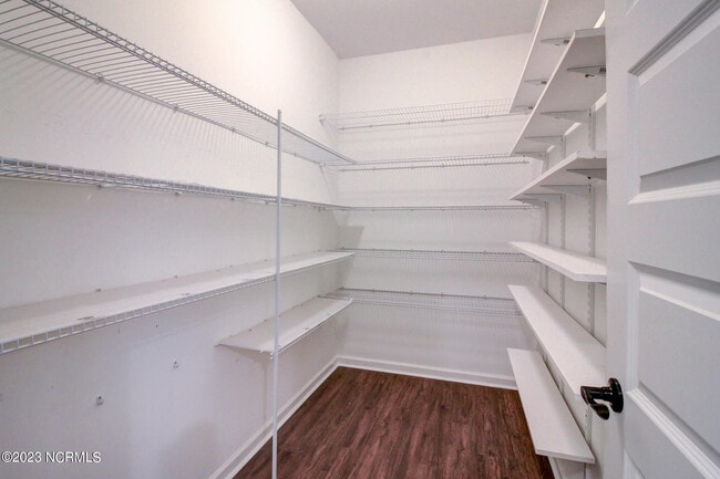 Building Photo - 262 Independence Blvd