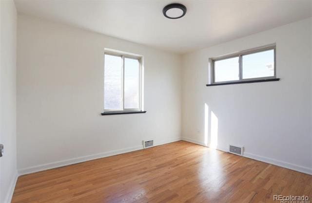 Building Photo - 1385 S Alcott St